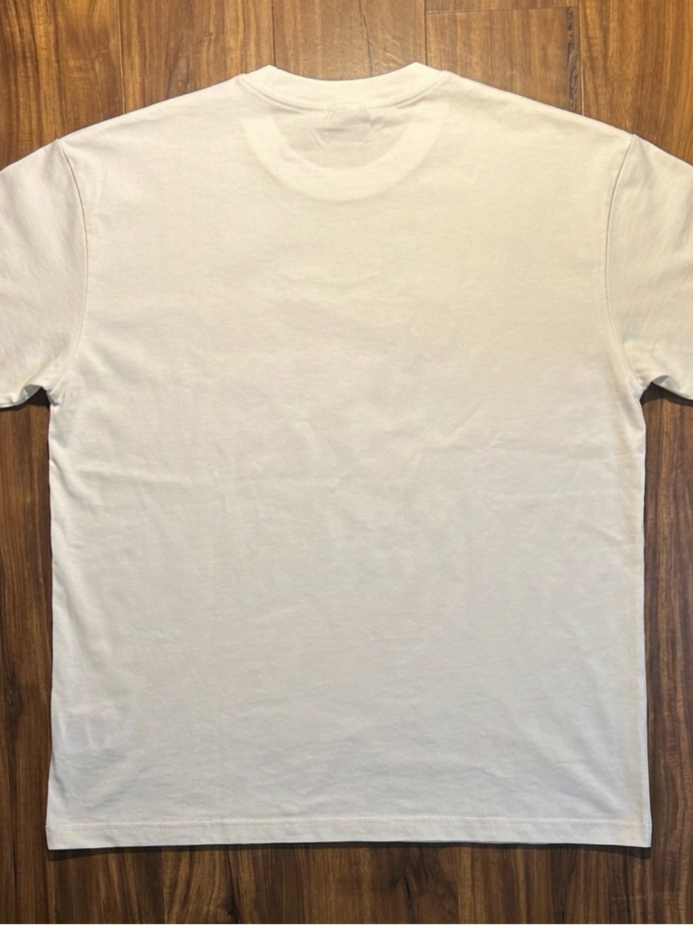 Ferrari White Tee with Red F40 Vintage Graphic - Picture 4 of 4